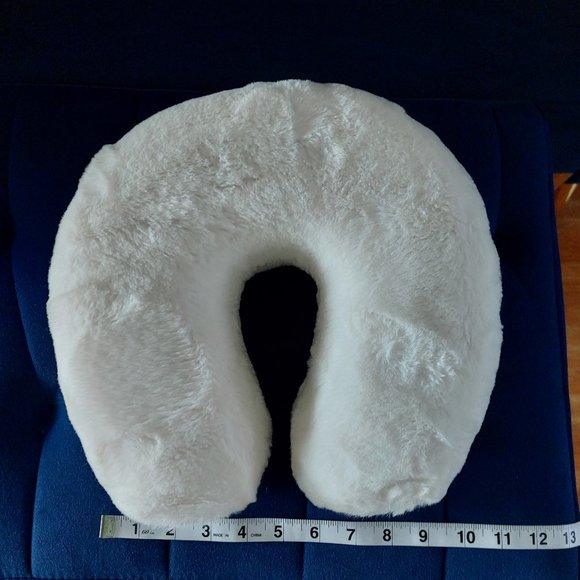 Fluffy Furry Super Soft Comfortable White Neck Pillow Perfect for Traveling Home - Picture 3 of 4